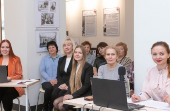 «БИБЛИОТЕКА: 100 ЛЕТ ТОМУ ВПЕРЕД. МОДЕЛЬНЫЙ СТАНДАРТ»